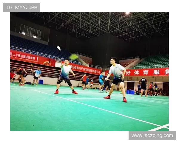 成都羽毛球队在全国配合排行榜中荣获第九名展现实力与团队精神